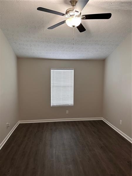 Building Photo - 425 Orchard Dr