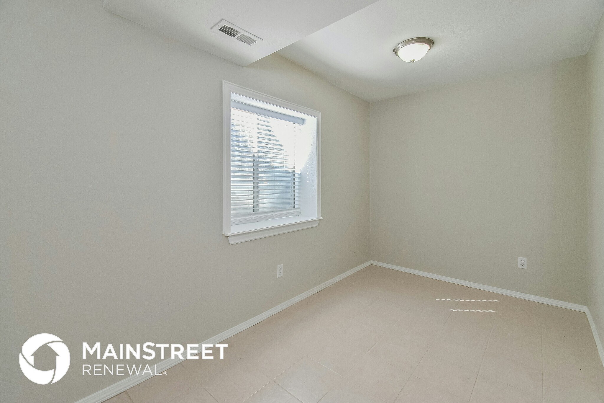 Building Photo - 1650 Leyburn Dr