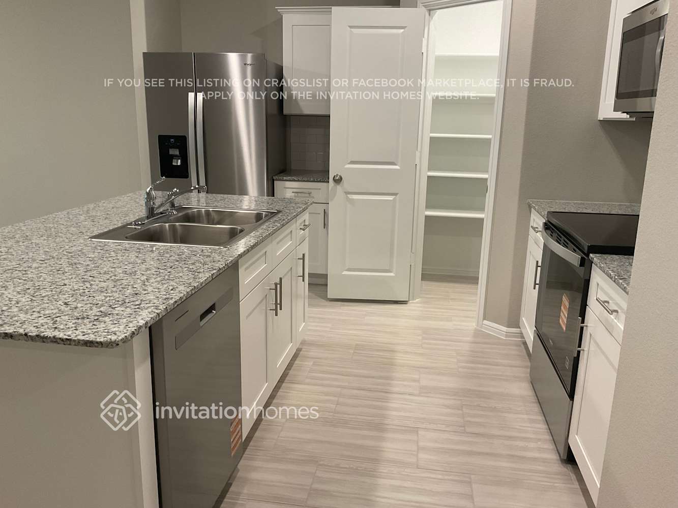 Building Photo - 437 Blanco Dr