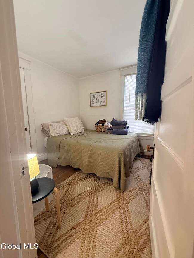 Building Photo - 16 Blakely Ct