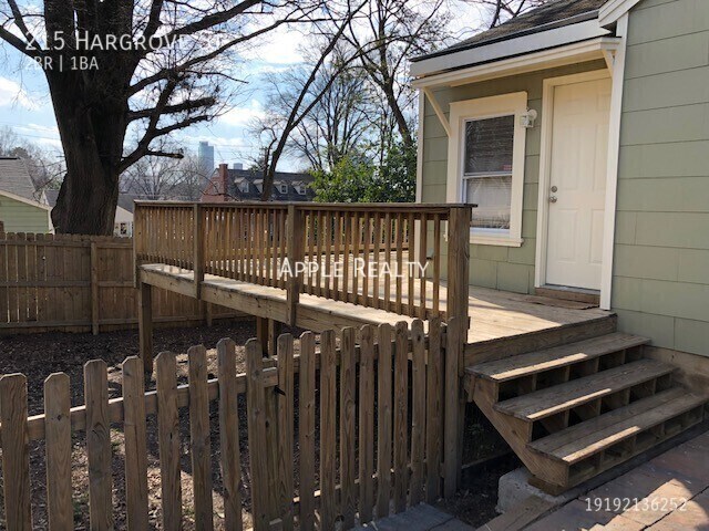 Building Photo - 215 Hargrove St