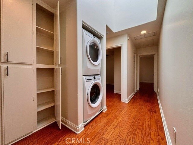 Building Photo - 1798 Pomona Ave