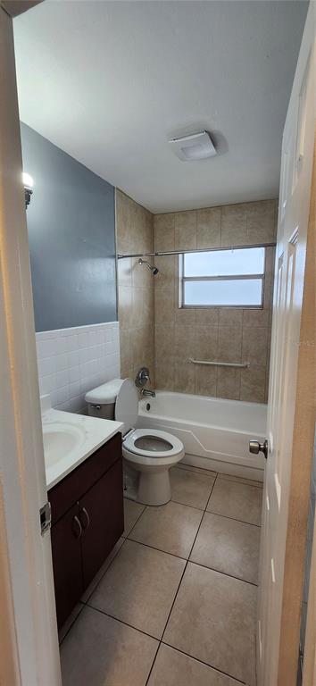 Building Photo - 10706 N 15th St