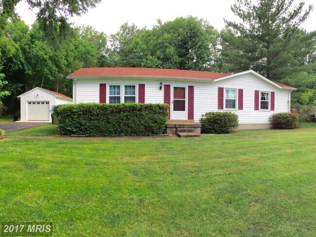 Primary Photo - 8021 Leland Rd