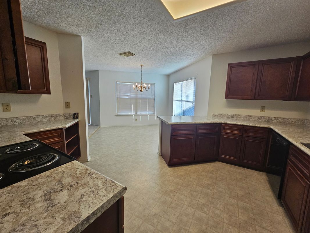 Building Photo - 11306 Gunlock