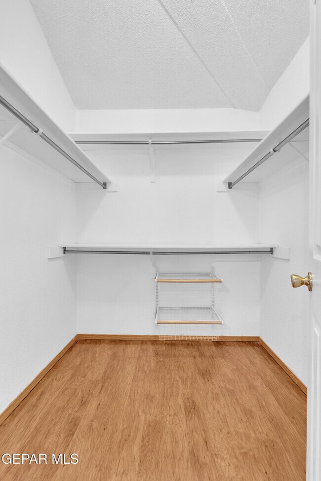 Building Photo - 7516 Plaza Taurina Dr