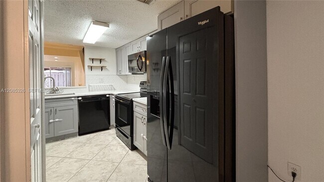 Building Photo - 1186 NW 123rd Ct