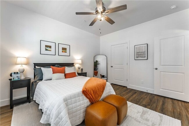 Building Photo - The Benton -  200 Ryan Unit Randolph | Woodruff