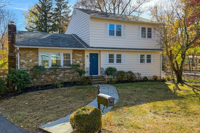 Primary Photo - 339 Hamilton Ave