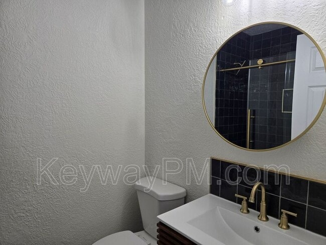 Building Photo - 3327 Cockatoo Rd