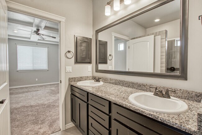 Building Photo - 7896 Enchanted Path Dr