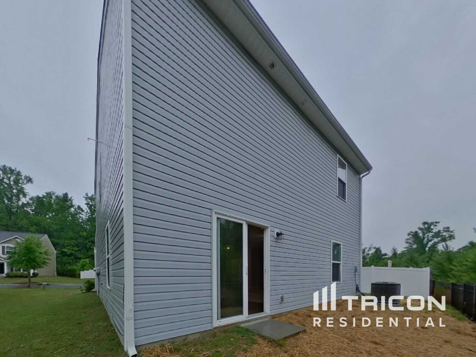 Building Photo - 6551 Paw Village Rd