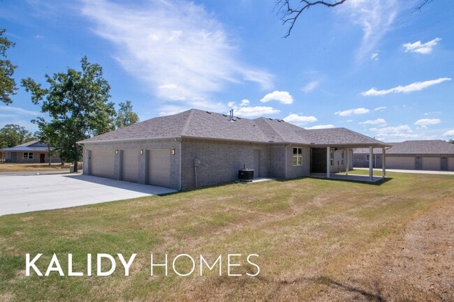 Building Photo - 1715 Kalidy Dr