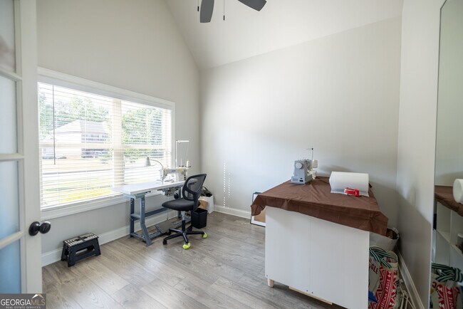 Building Photo - 2539 Tomoka Dr