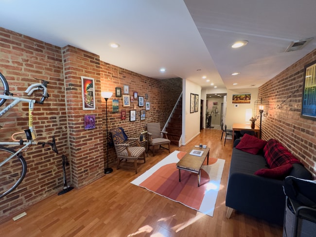 Building Photo - 450 Federal St