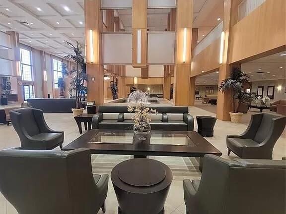 Building Photo - 1004 Newcastle A