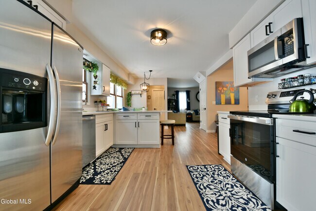 Building Photo - 9 Bell Flower Rd