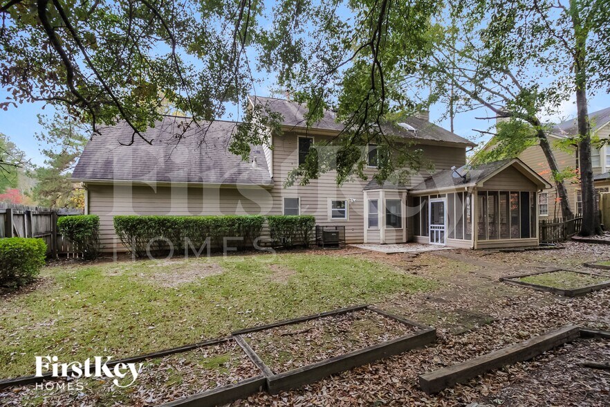 Building Photo - 307 Marble Ct