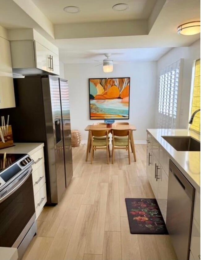 Building Photo - 72499 Desert Flower Dr