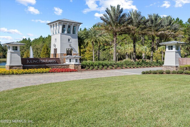 Building Photo - 102 Pine Blossom Trl