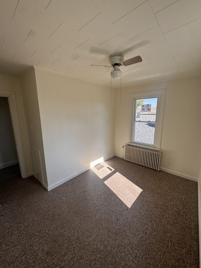 Building Photo - 167 S Hanover St