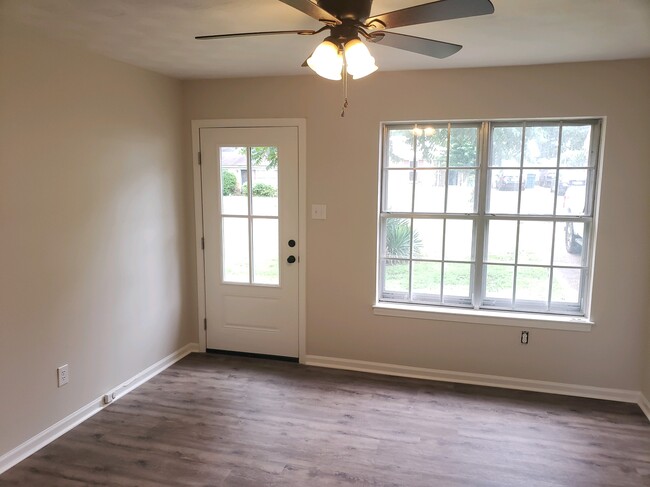 Living Room - 8068 Pinebrook Dr