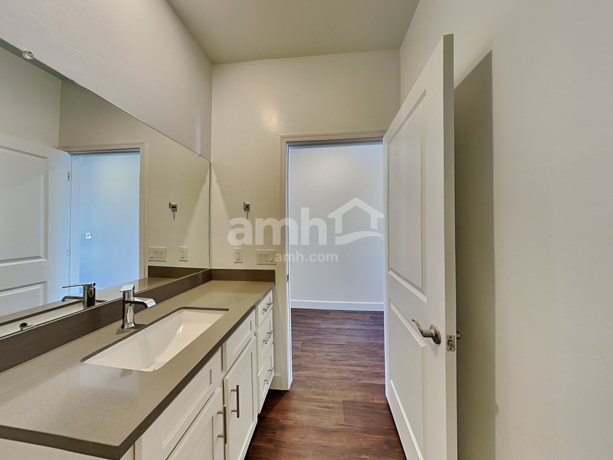 Building Photo - 7483 S Via Bombachas