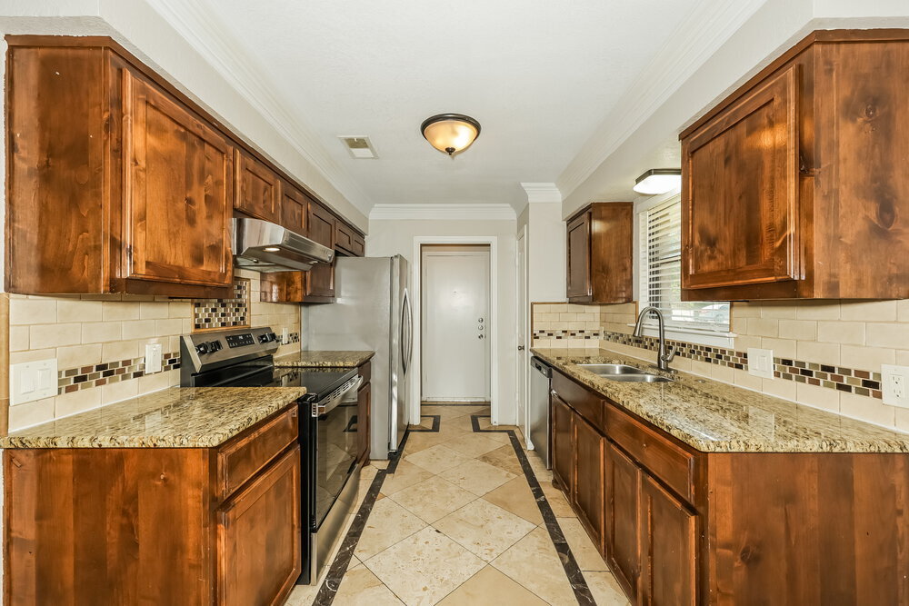 Building Photo - 3400 Meadowmoor St
