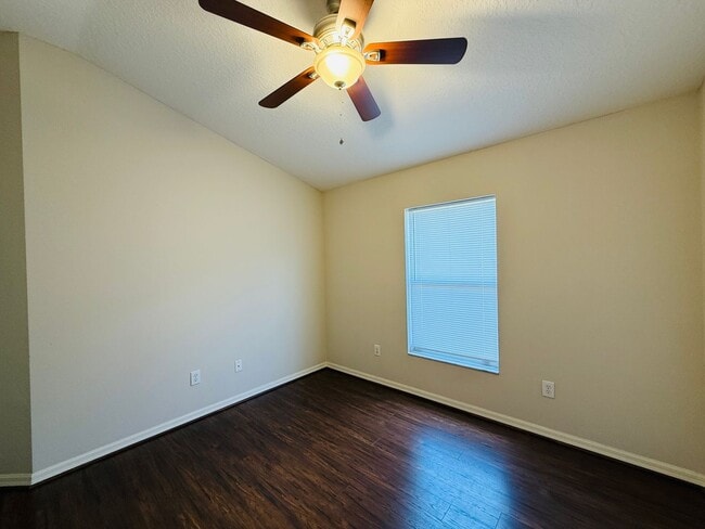 Building Photo - 5534 Turtle Crossing Loop