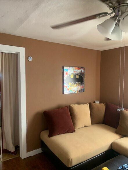 Building Photo - 10127 Alfred Ln