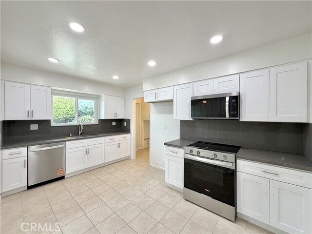 Building Photo - 28751 Olympia Way