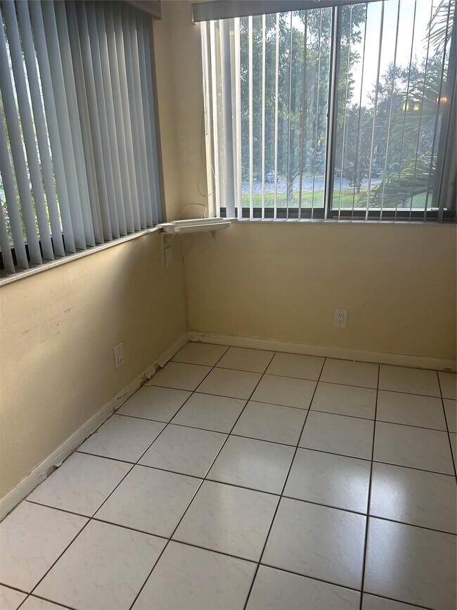 Building Photo - 9321 SW 23rd St