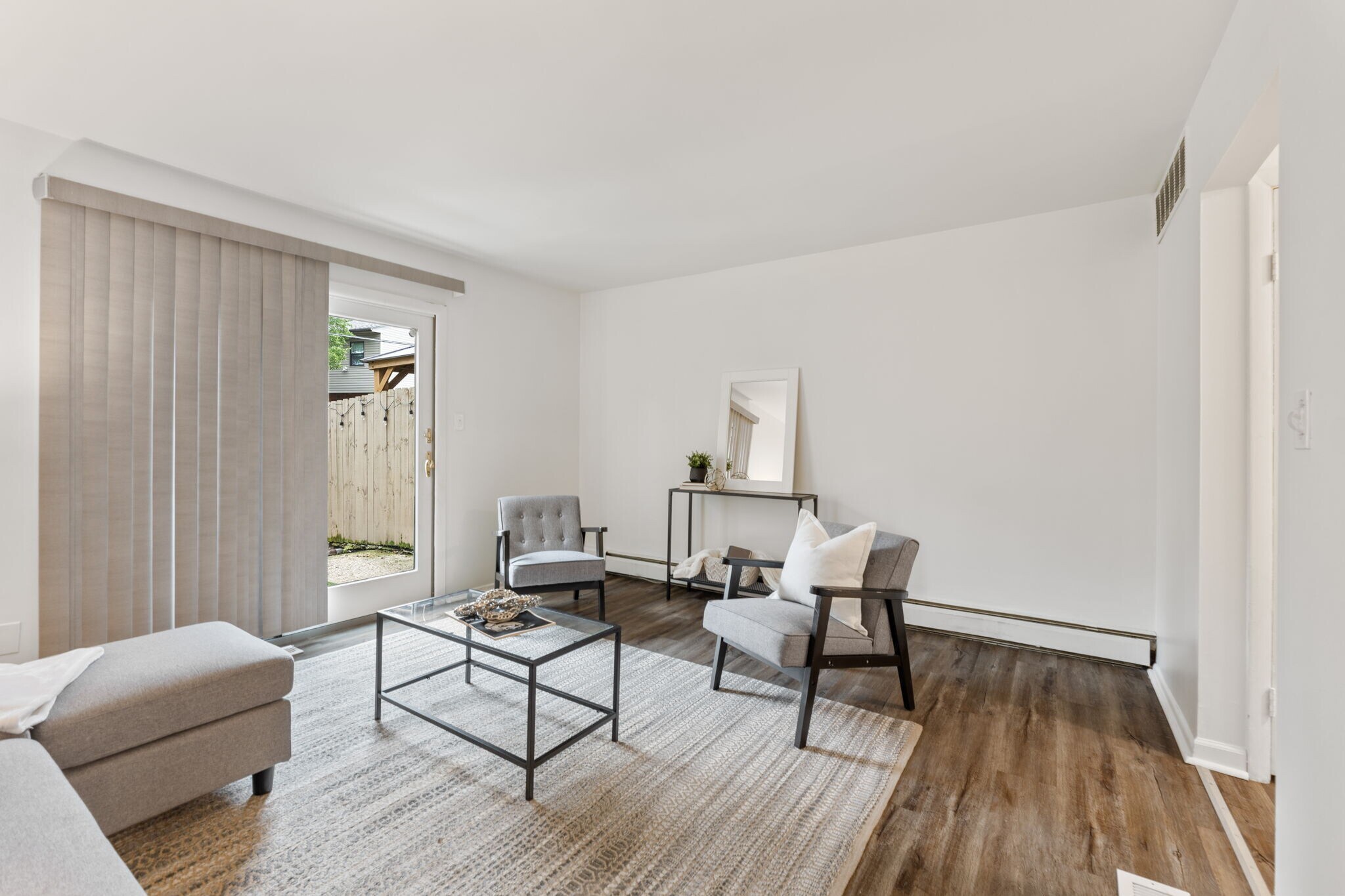 Building Photo - 106 Tarryton Ct E