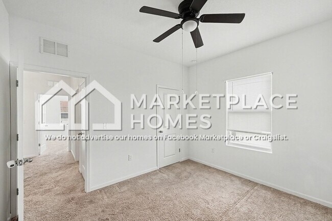 Building Photo - 1305 Anchor Bend Dr