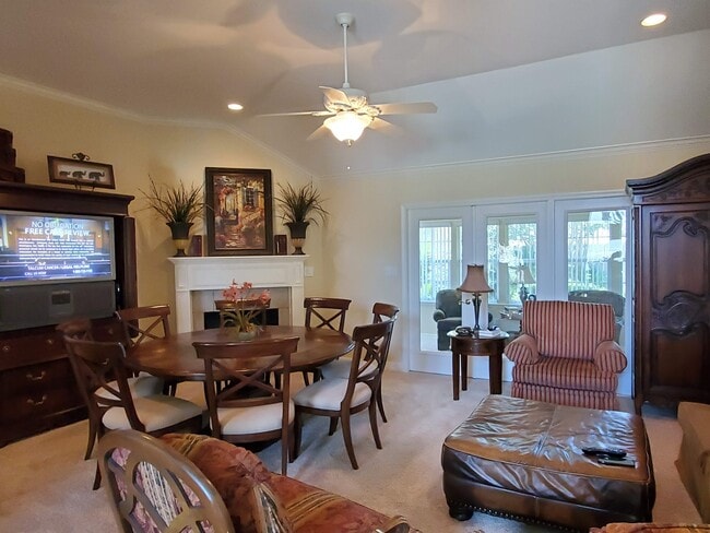 Building Photo - Plantation Trace Garden Homes