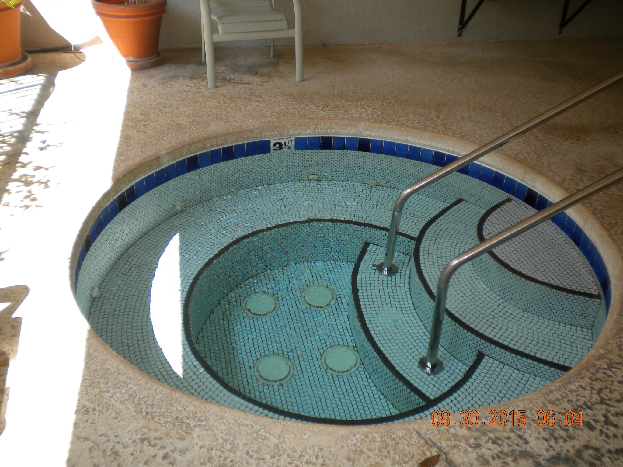 Hot Tub - 3183 Wayside Plz