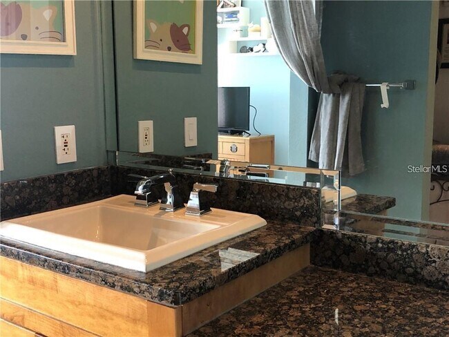 Building Photo - 7892 Sailboat Key Blvd S