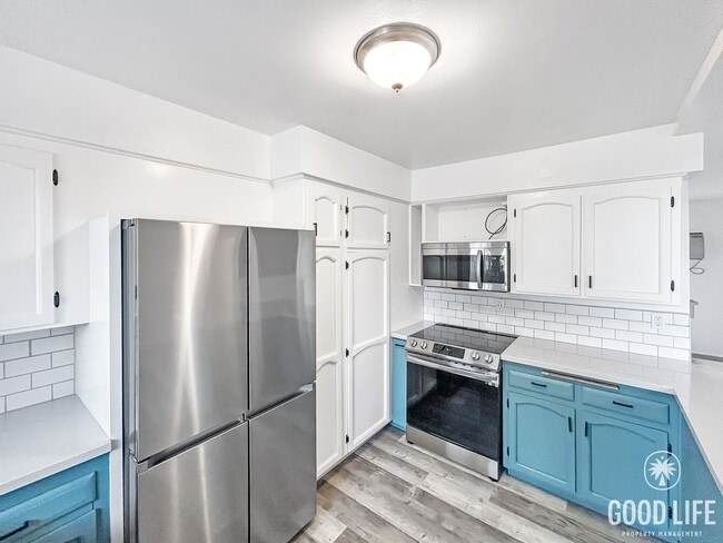 Building Photo - Beautiful 2BD/2BA Condo in La Mesa!