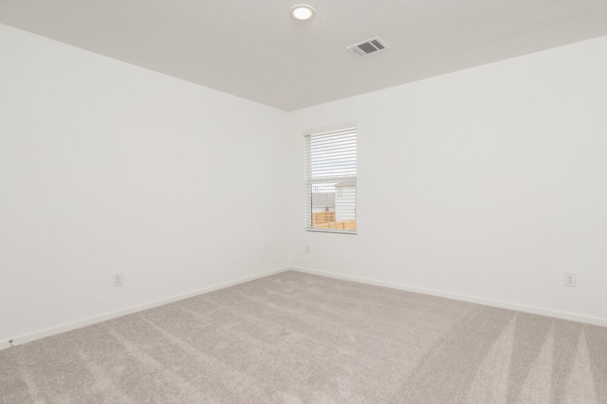 Building Photo - 11541 Chestnut Barr Dr