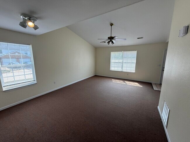 Building Photo - 1326 N Frideriki Dr