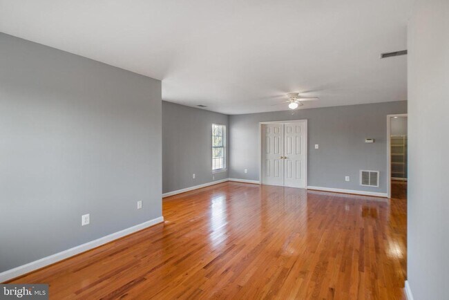 Building Photo - 15309 Lions Den Rd