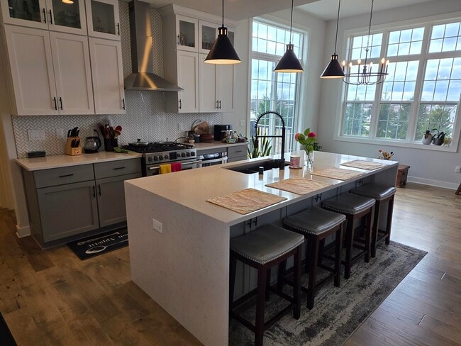 Building Photo - W239N3777 River Birch Ct