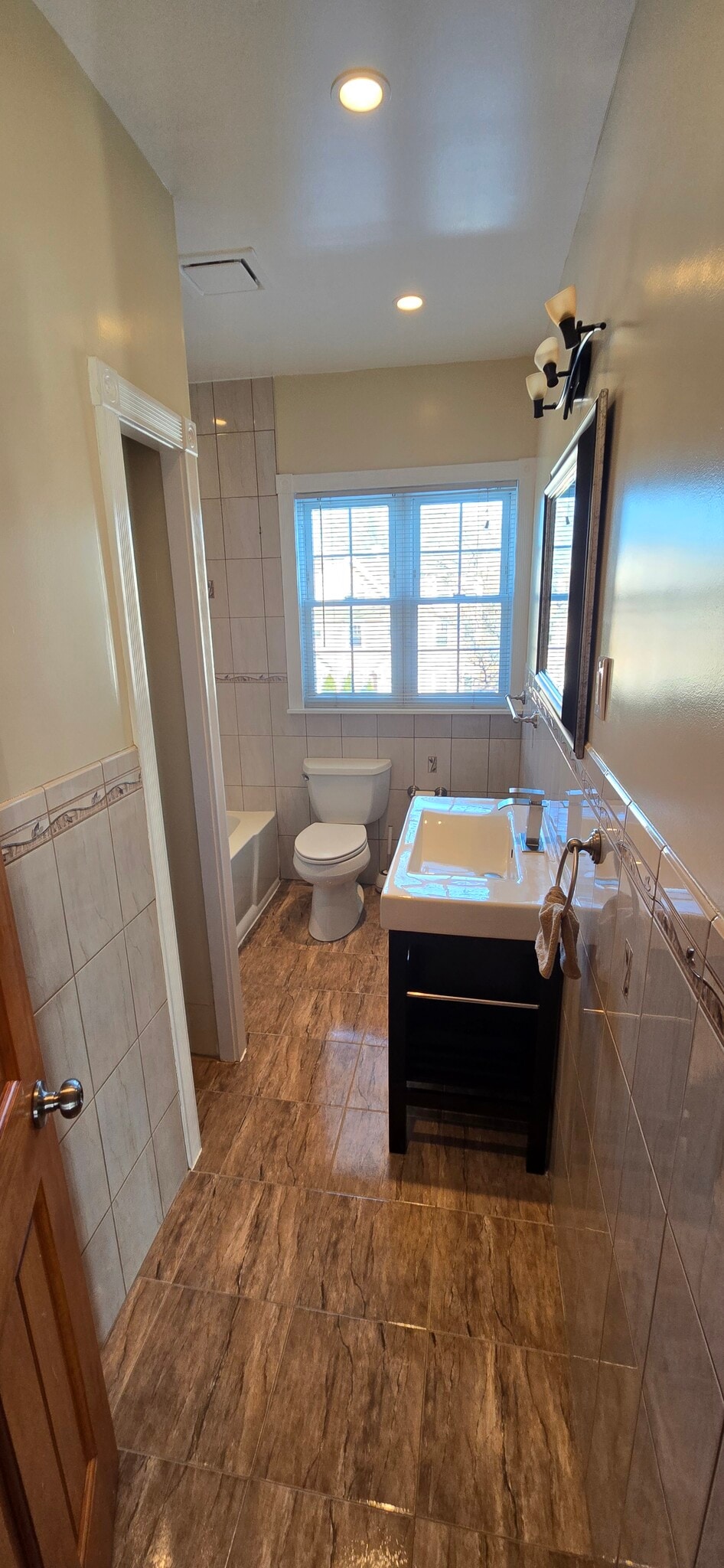 Building Photo - 8522 115th St