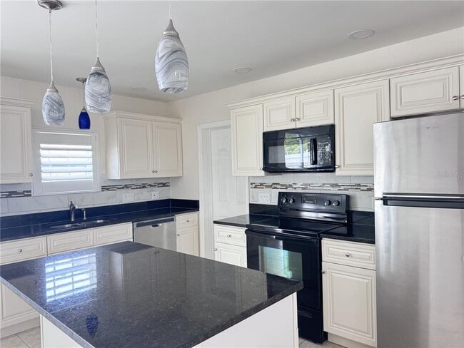 Building Photo - 4102 Gardner Dr