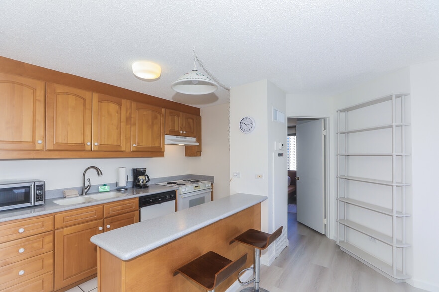 Building Photo - 1778 Ala Moana Blvd