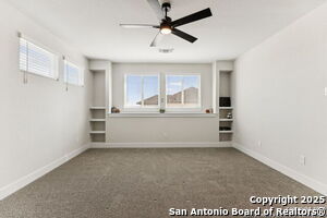 Building Photo - 462 Vamanos