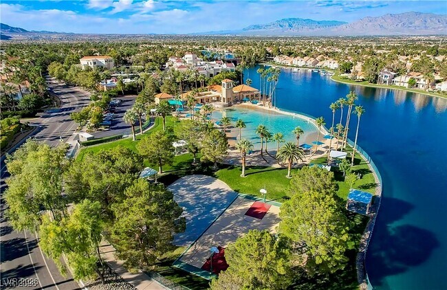 Building Photo - 2528 Huber Heights Dr