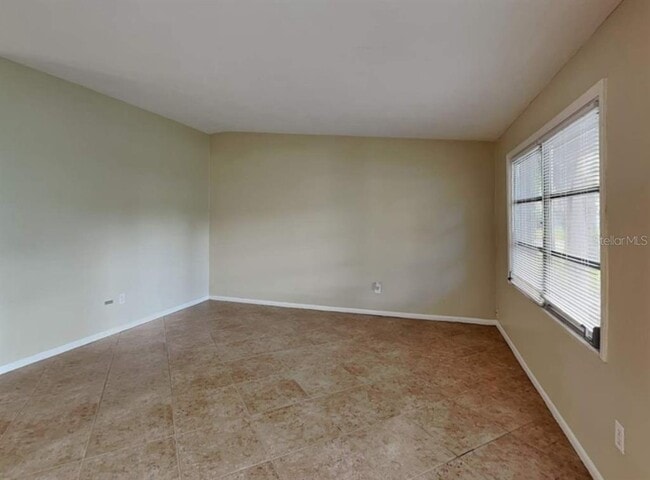 Building Photo - 8025 Excalibur Ct