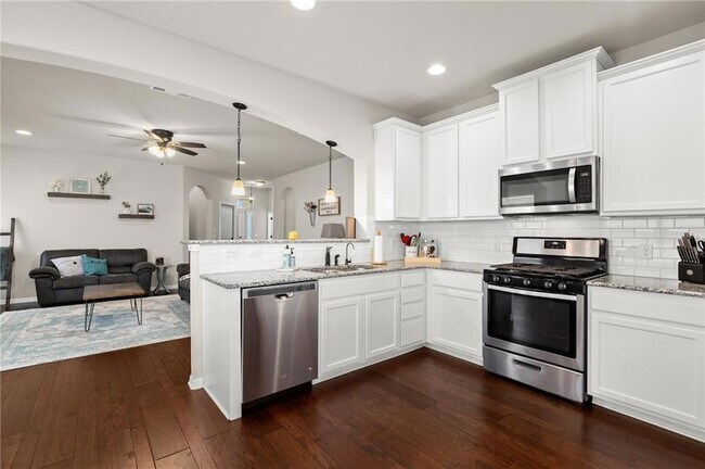 Building Photo - 117 Beech Creek Ln