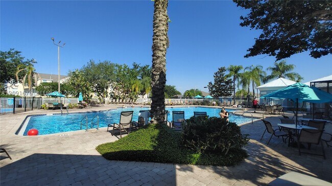Building Photo - 8148 Sun Palm Dr